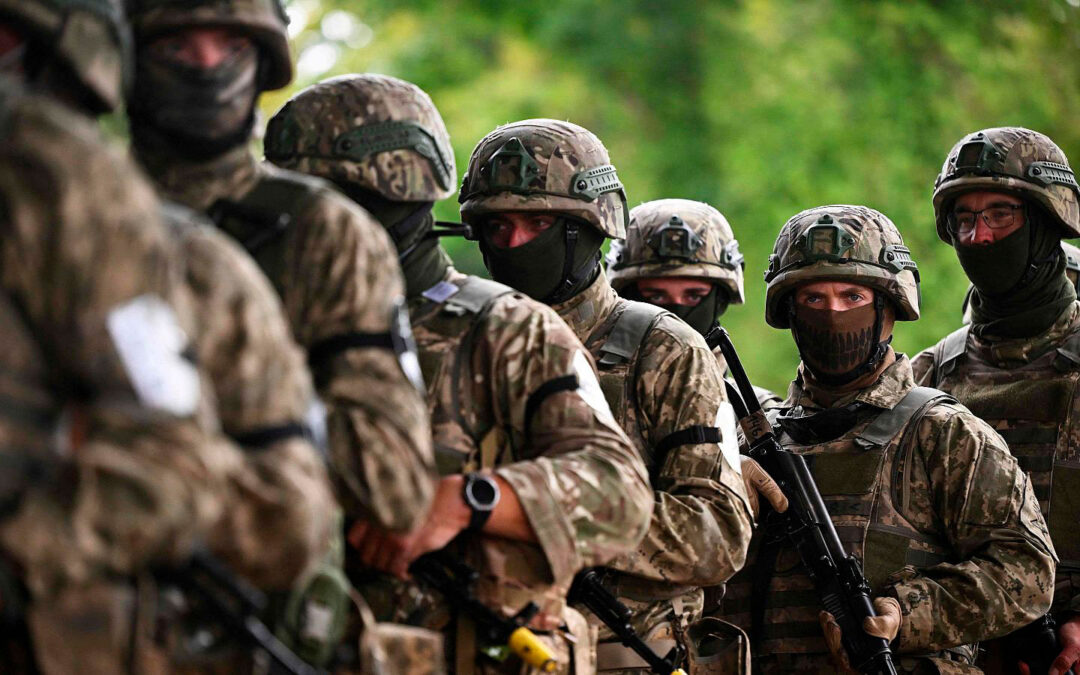 Rusia y Ucrania intercambian 230 prisioneros tras mediación de los Emiratos Árabes Unidos