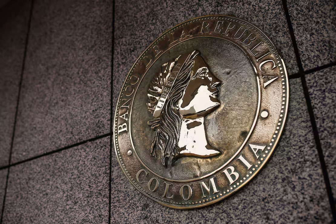 Banco de la República reduce tasa de interés a 10,25% apoyando el crecimiento económico Banco de la República reduce tasa de interés a 10,25% apoyando el crecimiento económico