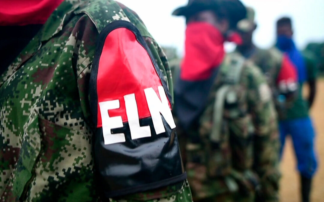 Gobierno y ELN retoman diálogos para la paz a pesar de los atentados en Arauca