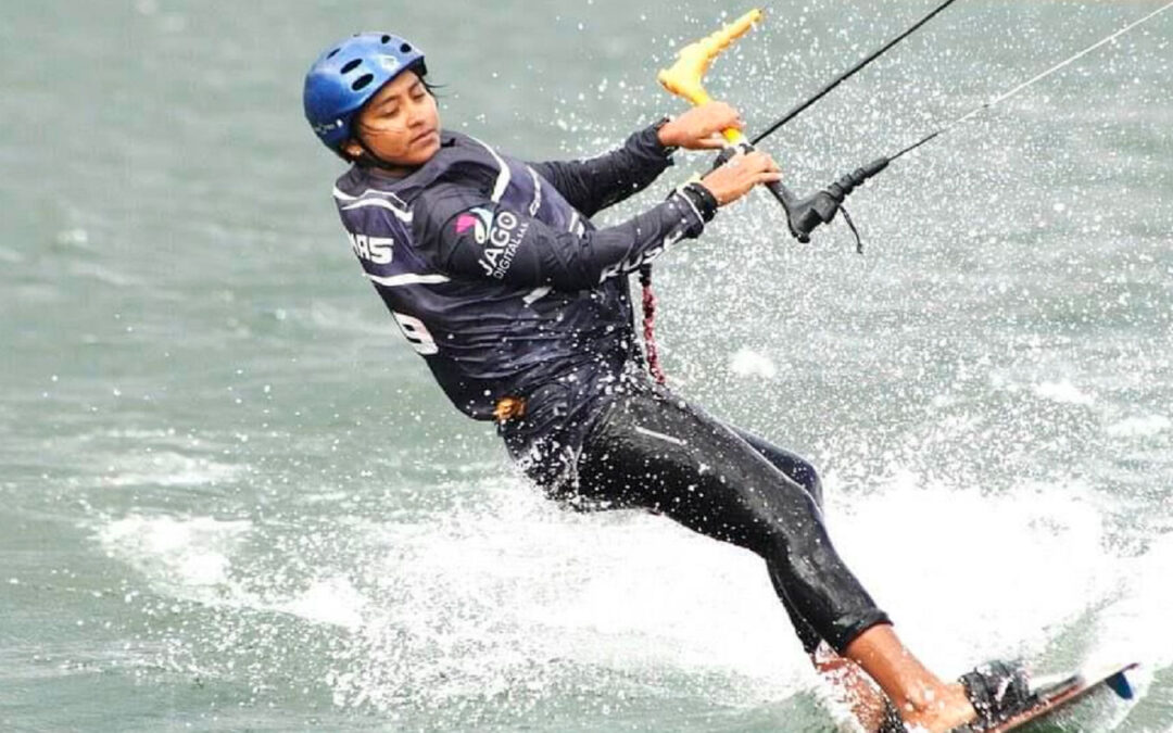 Casia Gómez Epieyu, la fuerza femenina del kitesurf en La Guajira