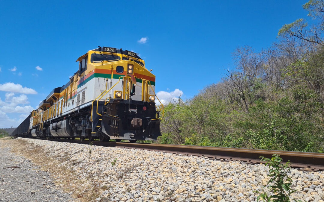 Explosión en vía férrea de Cerrejón paraliza transporte de carbón en La Guajira