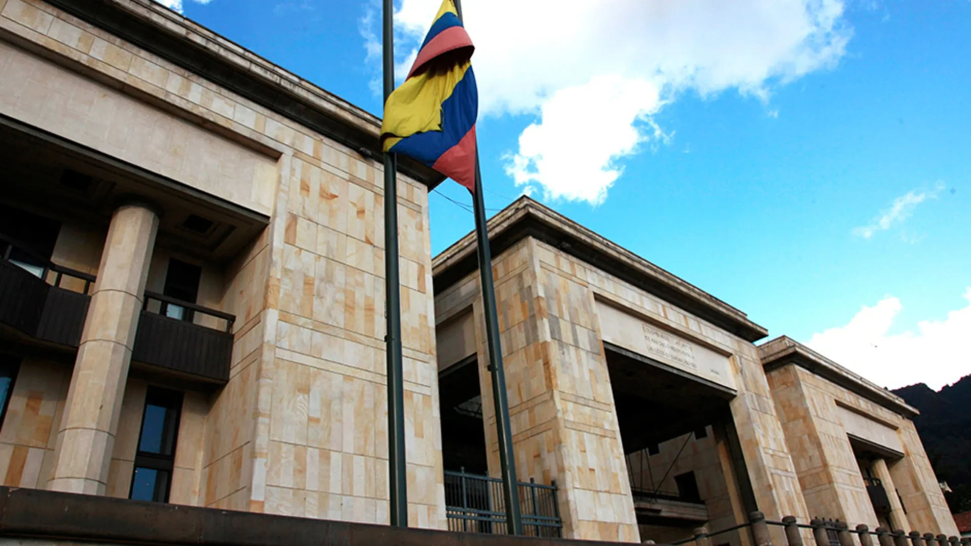 Consejo de Estado ratifica fallo que evita millonario pago por caso Interbolsa