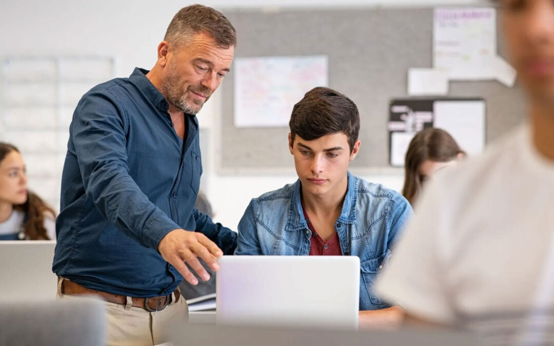 Gobierno impulsa Formalización Docente, mientras universidades advierten falta de recursos