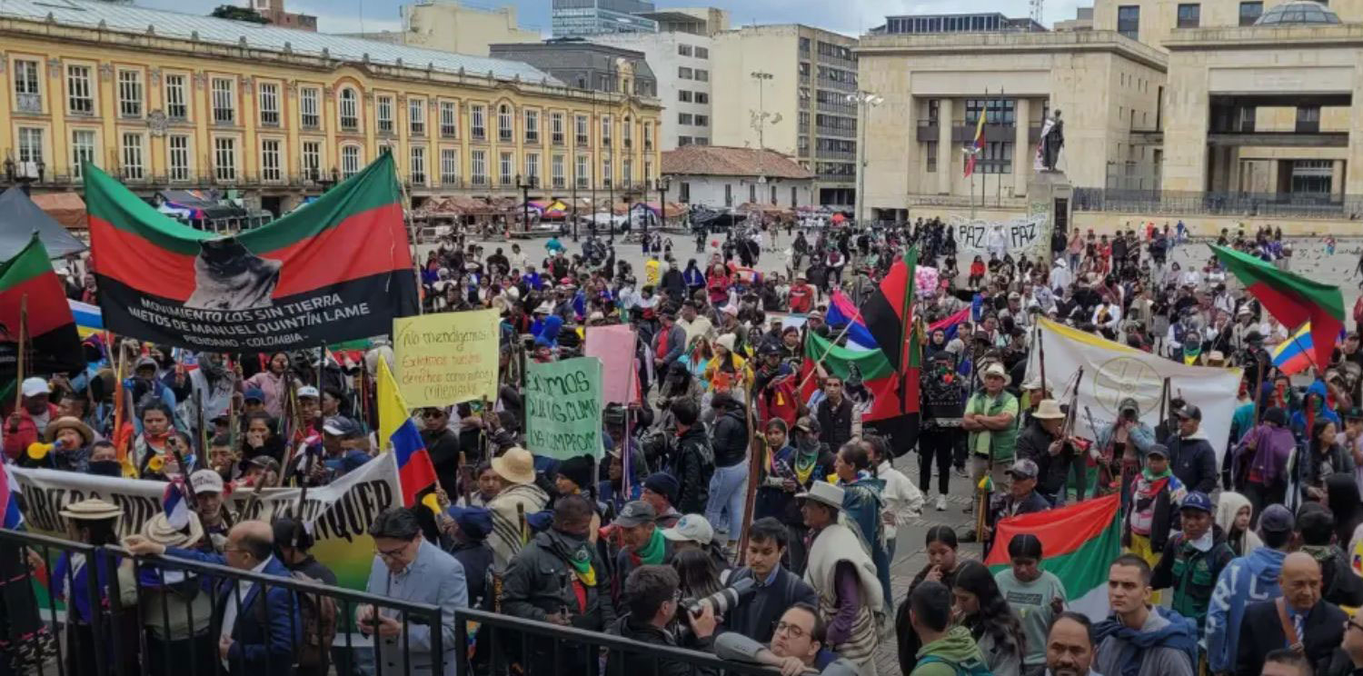 Gobierno logra acuerdos con Comunidades Indígenas y termina protesta en Plaza de Bolívar