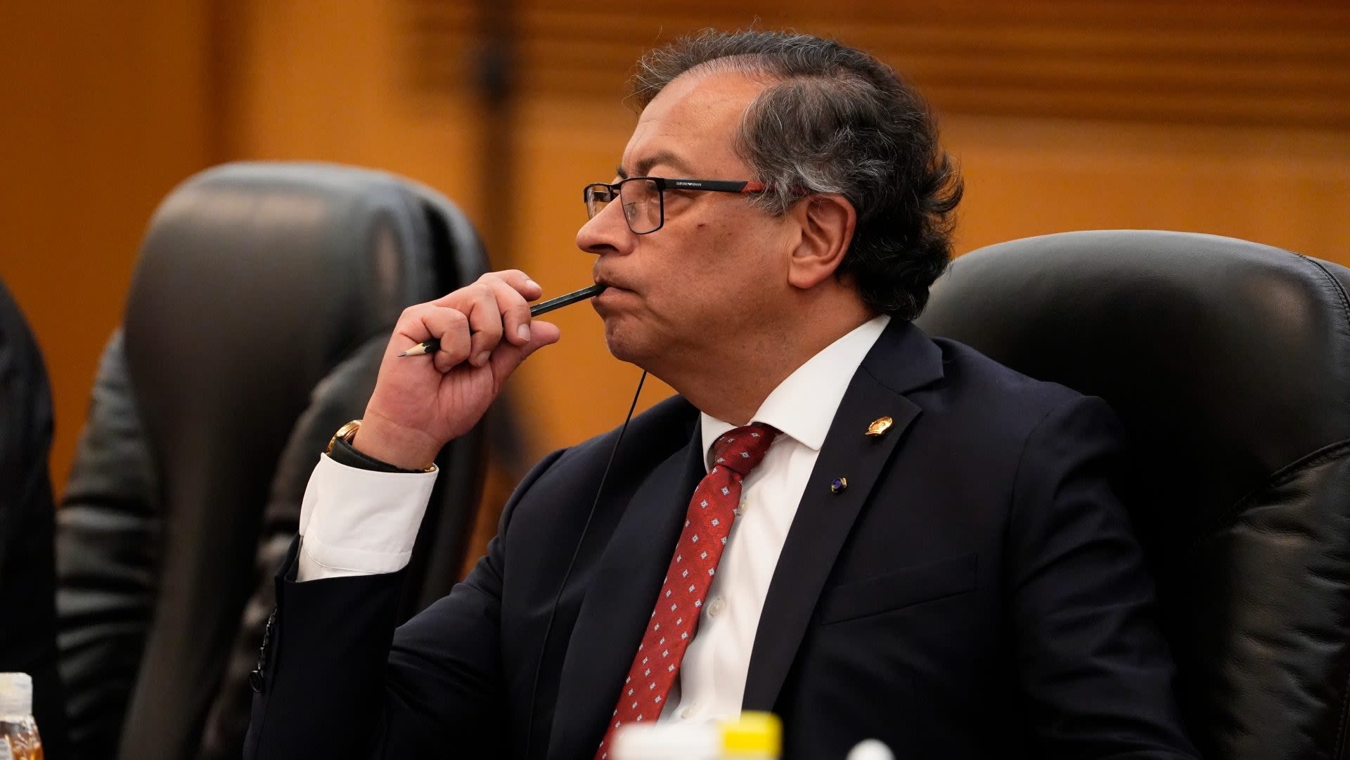 Petro anuncia derogatoria del ‘decretazo’ y plantea papeleta para Constituyente en próximas elecciones Petro anuncia derogatoria del ‘decretazo’ y plantea papeleta para Constituyente en próximas elecciones