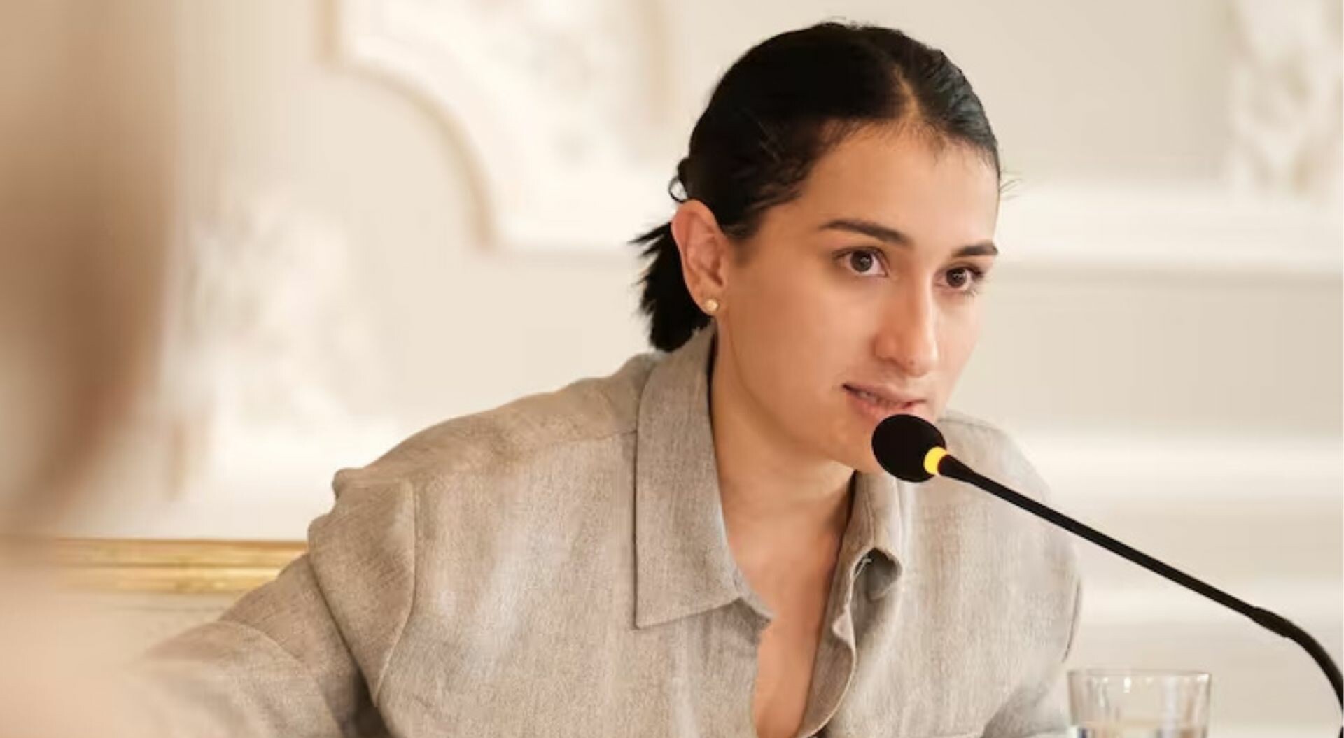 Laura Sarabia renuncia a la Cancillería por desacuerdo con Petro sobre contrato de pasaportes