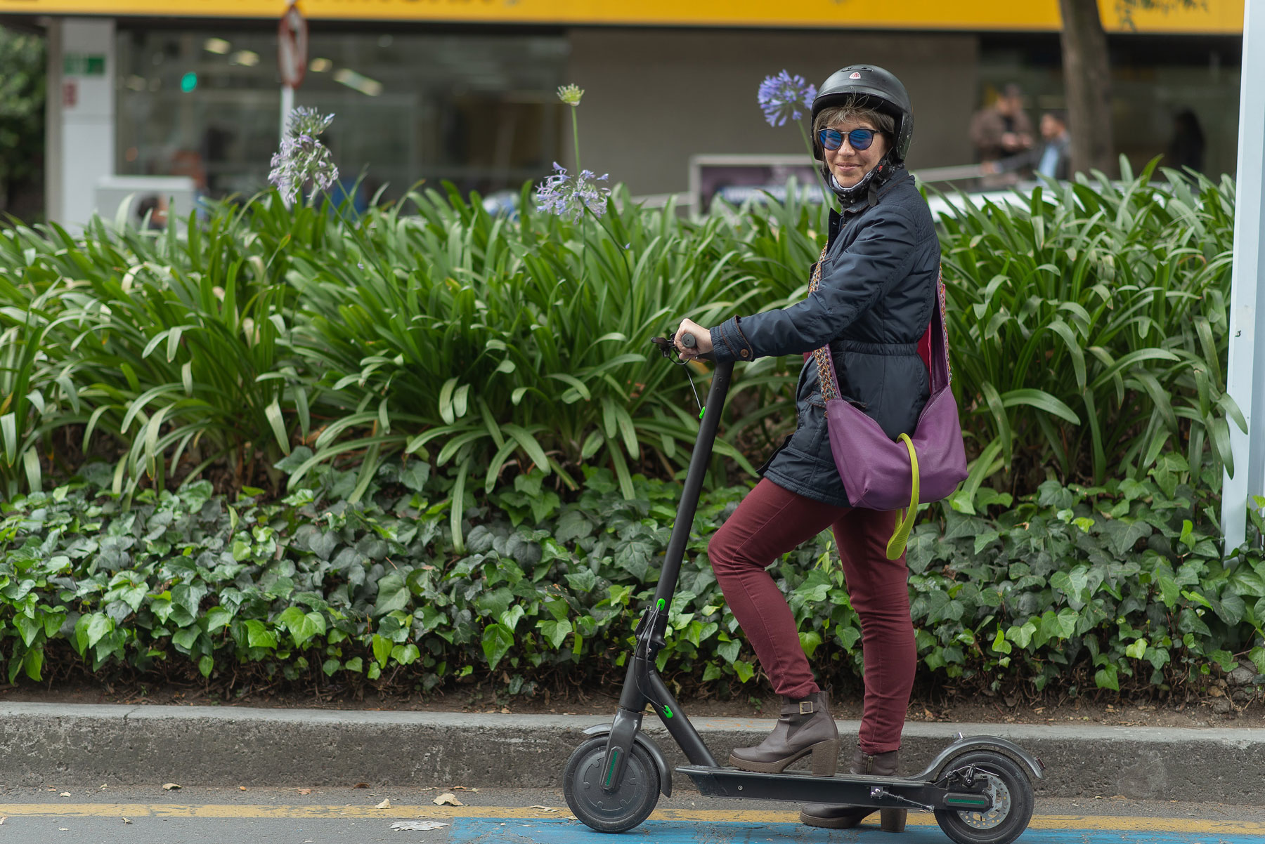 Petro sanciona ley que permite circulación de vehículos eléctricos por ciclorrutas pese a objeciones del Mintransporte Petro sanciona ley que permite circulación de vehículos eléctricos por ciclorrutas pese a objeciones del Mintransporte