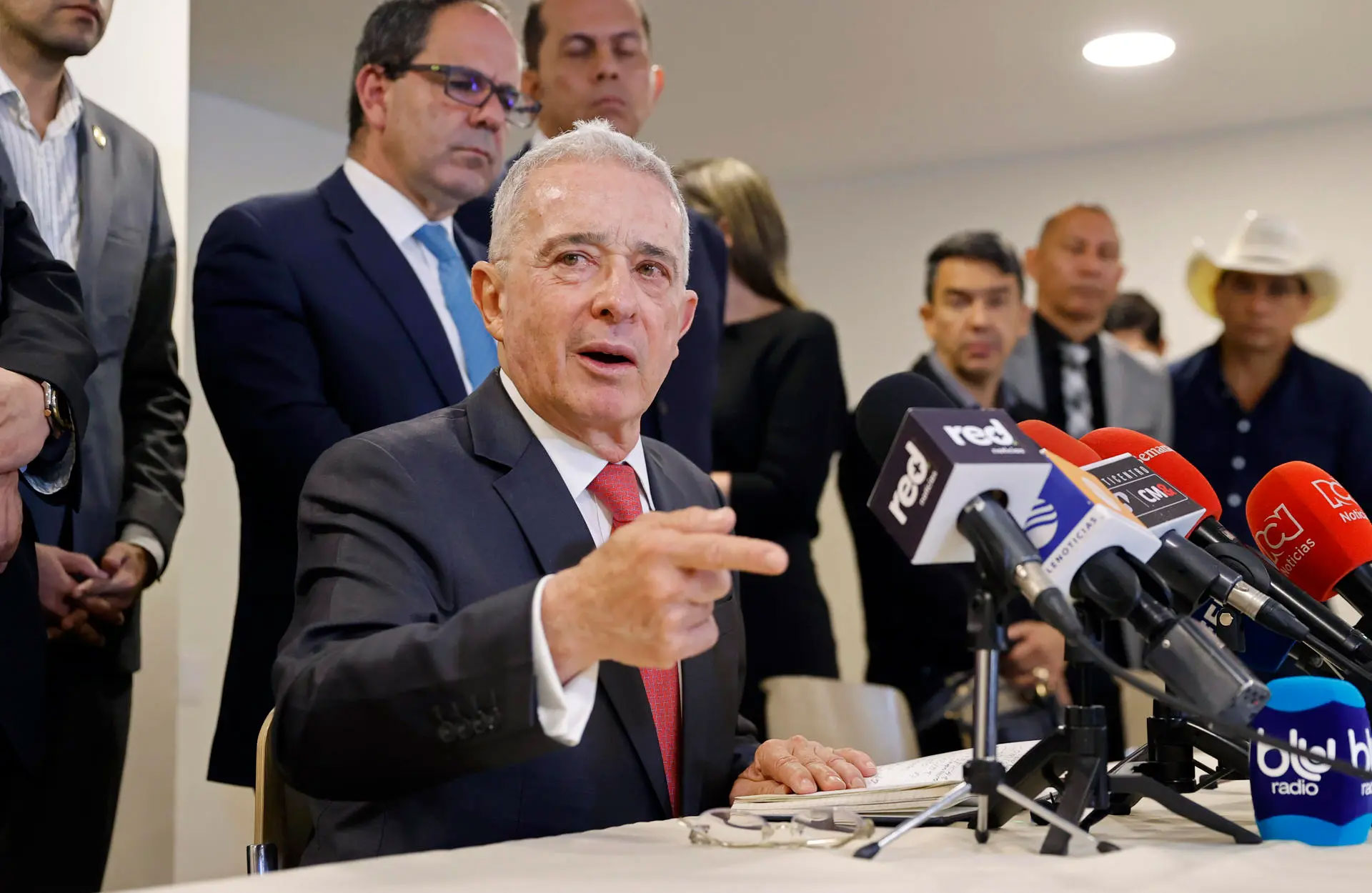 Álvaro Uribe renuncia a la prescripción de su proceso judicial y pide fallo definitivo del Tribunal de Bogotá