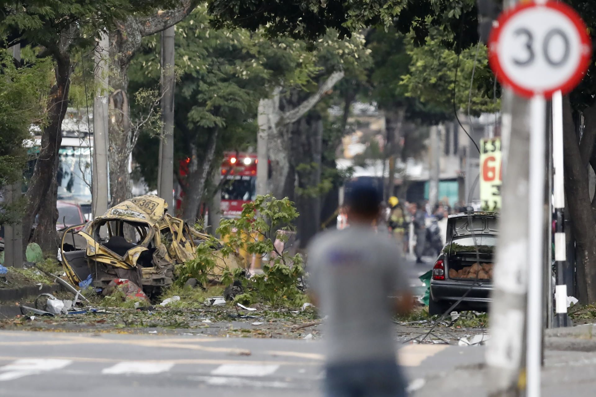 Atentado con carro bomba en Cali cerca de la Base Aérea Marco Fidel Suárez deja seis muertos y 71 heridos