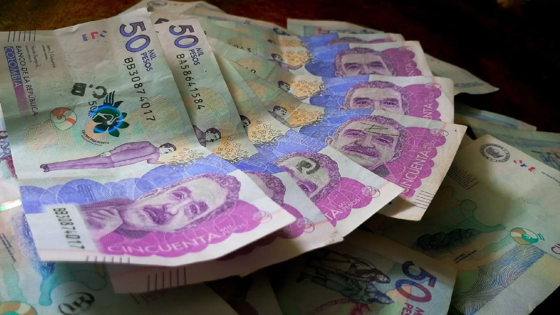 Contratos suspendidos dejan en el aire más de $133 mil millones en proyectos relacionados al Acuerdo de Paz