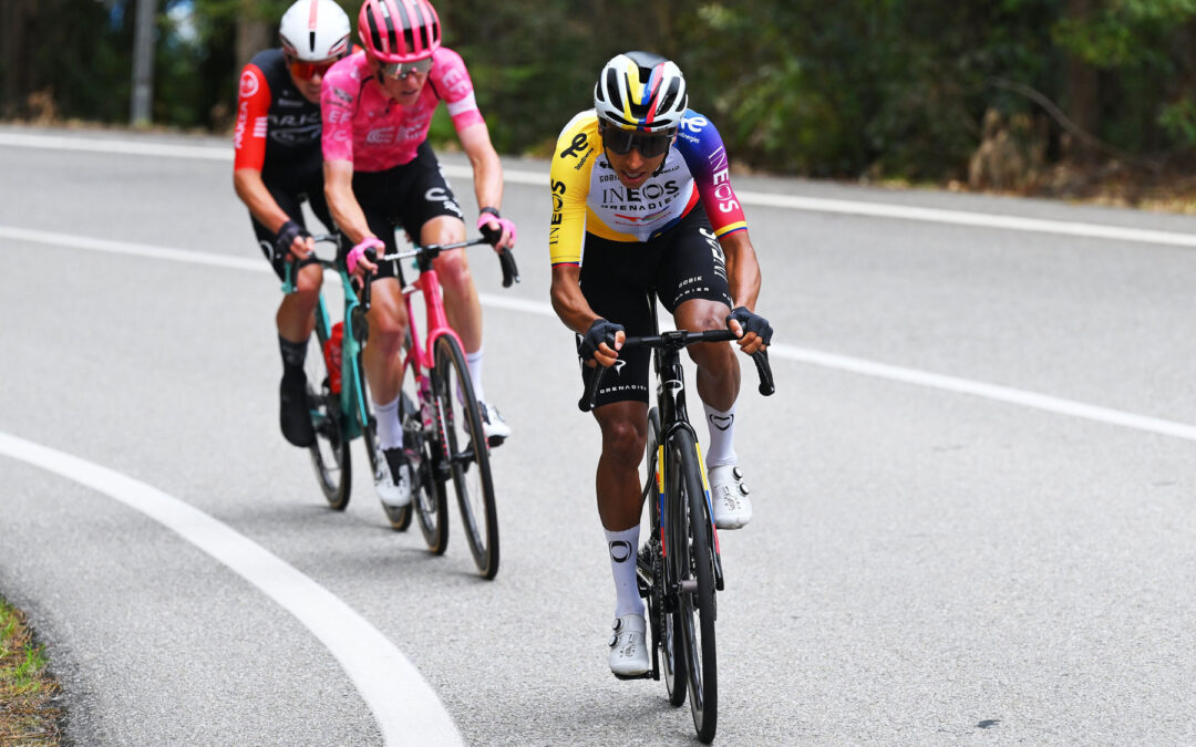 Egan Bernal rompe su sequía y gana la etapa 16 de la Vuelta a España