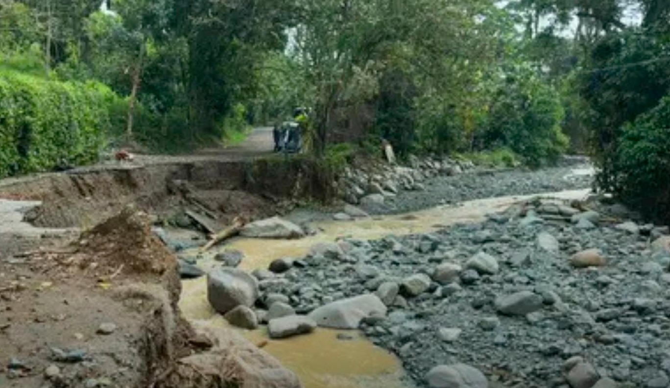 Fuertes lluvias en el Valle del Cauca dejan inundaciones, vías bloqueadas y municipios en calamidad pública